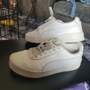 PUMA Sneakers